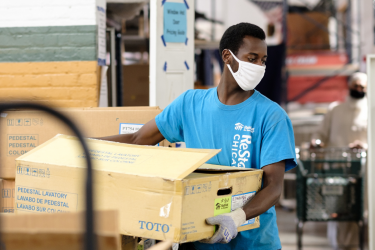 Employee working at Habitat Chicago's ReStore.